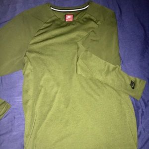 Green Nike Men’s Long Sleeve